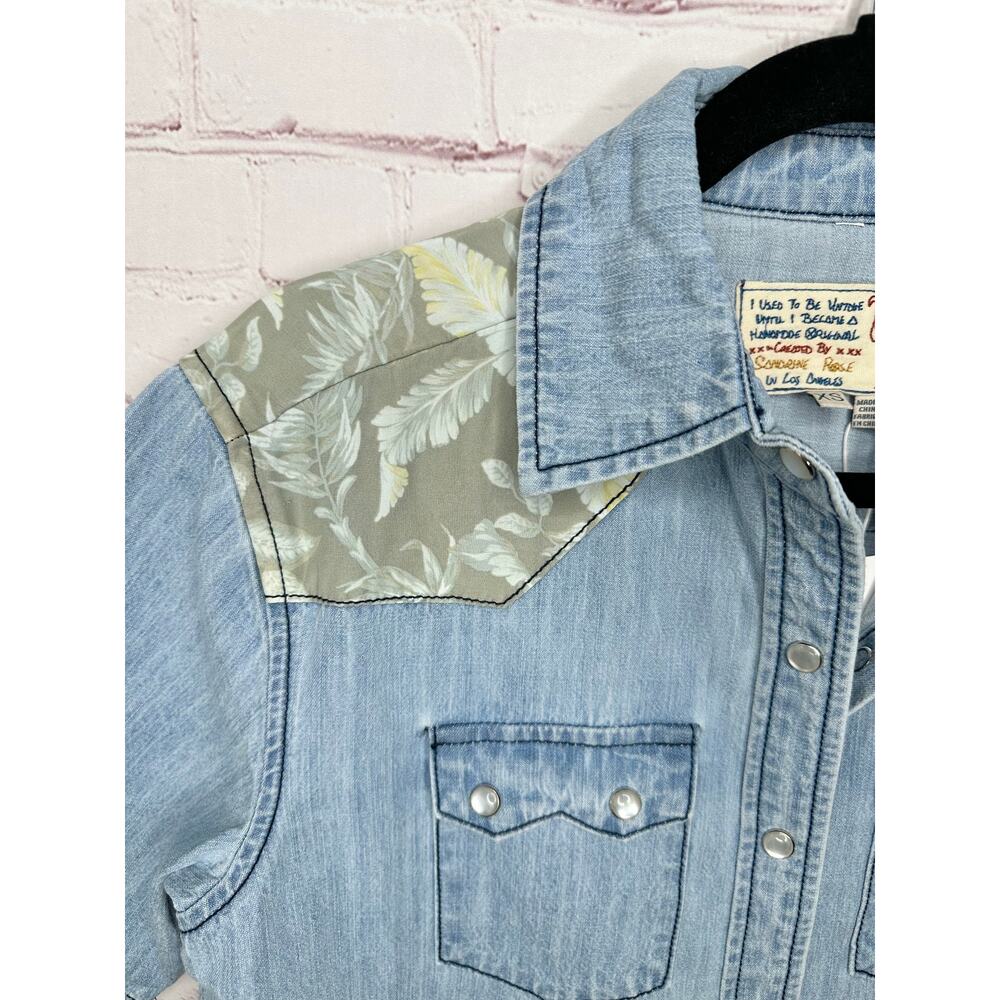 NEW Free People Sandrine Rose Short Sleeve Denim Western Shirt Womens XS - Picture 5 of 9